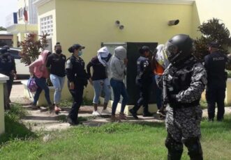 Chitré区商人绑架案的8名嫌疑人举行听证会
