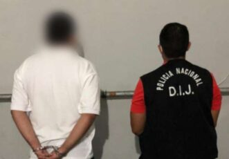 一名男子因涉嫌敲诈勒索案在Bugaba地区被捕