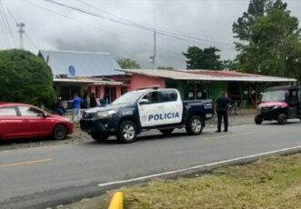 多名未成年人因抢劫珠宝而被下令临时监禁