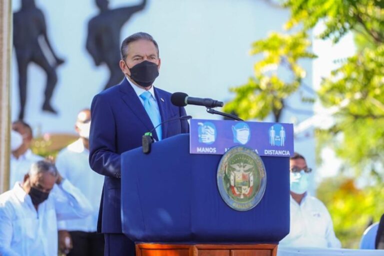 巴拿马总统尊重美国大使馆关于不安全警戒的决定