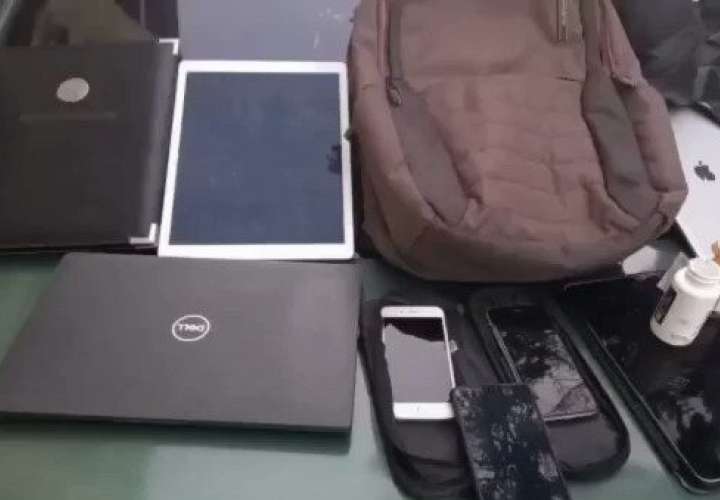 警方逮捕一名抢劫Chame一百货公司的嫌疑男子