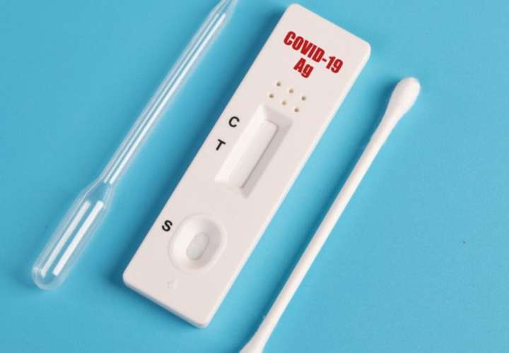 当局评估鼻腔测试是否适用于学生的新冠病毒检测