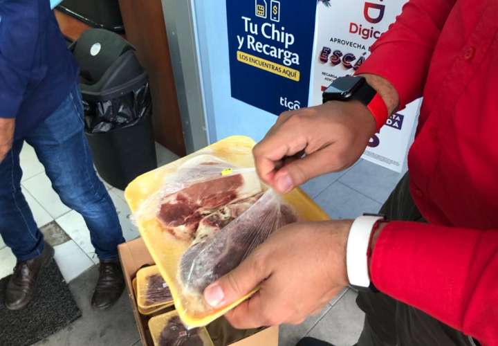 当局在Río Abajo地区查获未有卫生登记的肉制品
