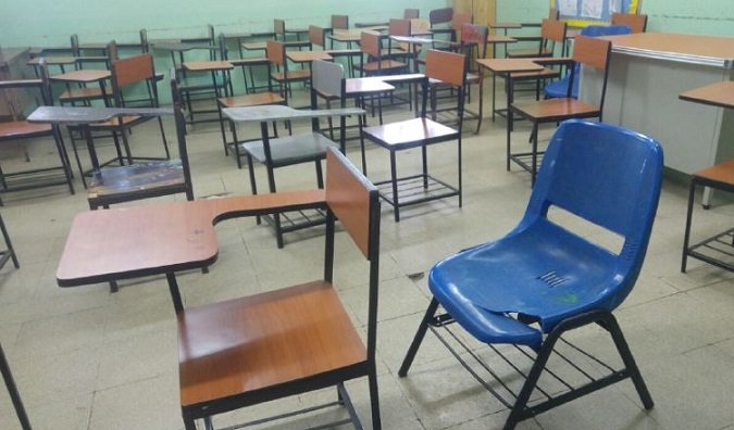 巴拿马教育部发出警告：强行关闭学校将依法追责