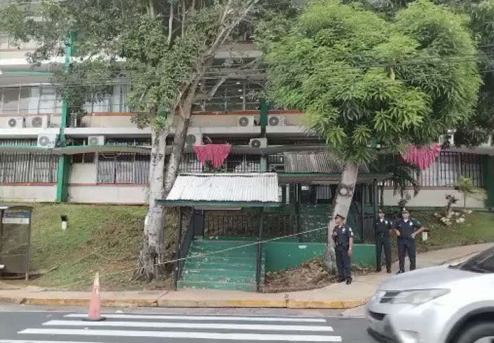 警方挫败在巴拿马和奇省两台自动取款机被盗案