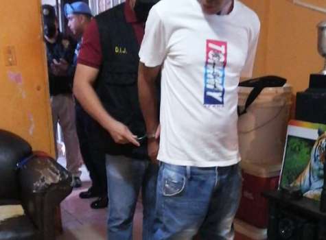 警方在“金字塔”行动后摧毁Chorrillo的诈骗网络