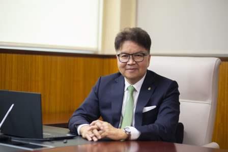 华裔银行家Milton Ayon Wong 任命 Credicorp Bank 新任总经理