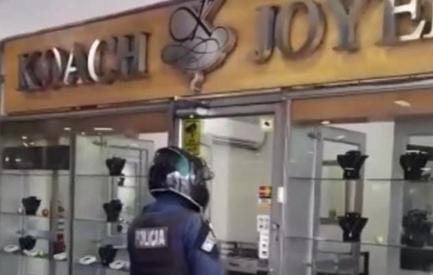 Koach珠宝店抢劫案：警方正搜捕五名男子