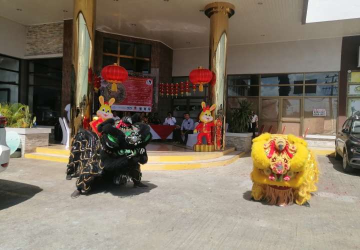 Azuero华人社团已为兔年庆祝活动准备就绪