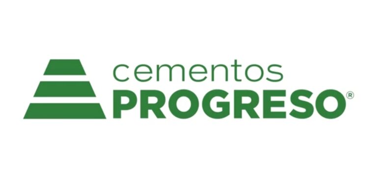Cementos Progreso 水泥公司代表祝华人社区客户兔年快乐