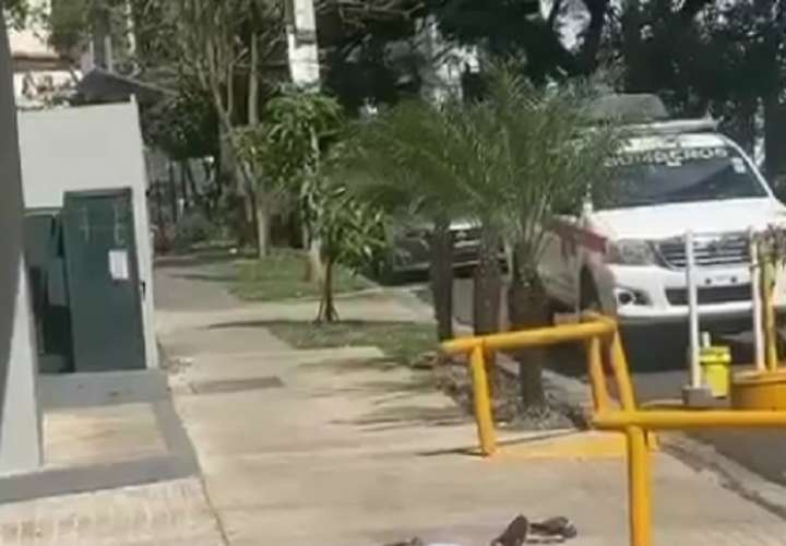 巴京市一男子跳楼轻生 卫生部呼吁关注抑郁患者