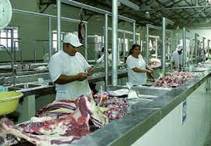 由于干旱影响巴拿马肉类价格