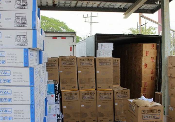 价值超过68万美元的走私香烟被查获