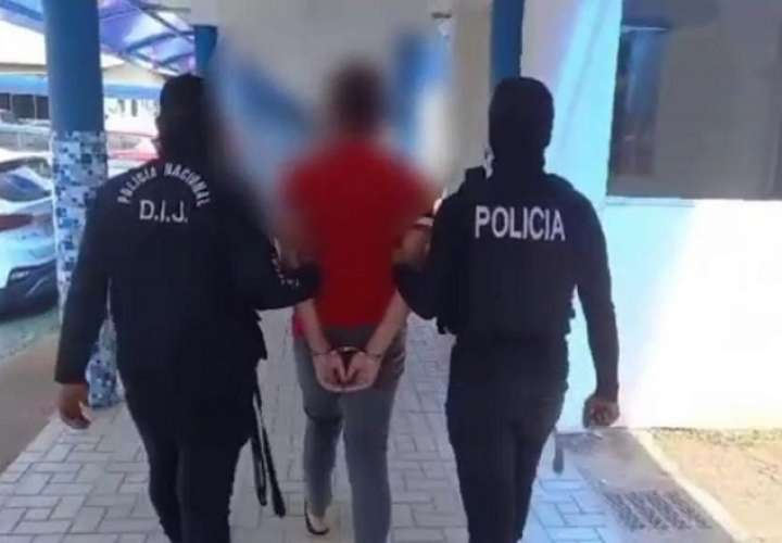 巴拿马一男子假扮病人赢得同情后进行敲诈