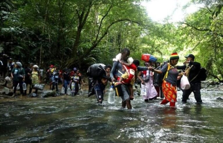 德国旅游公司在Darién地带的旅游项目引起争议.
