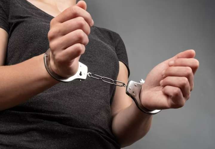 科隆一女子控告警察以检查为由进行性骚扰