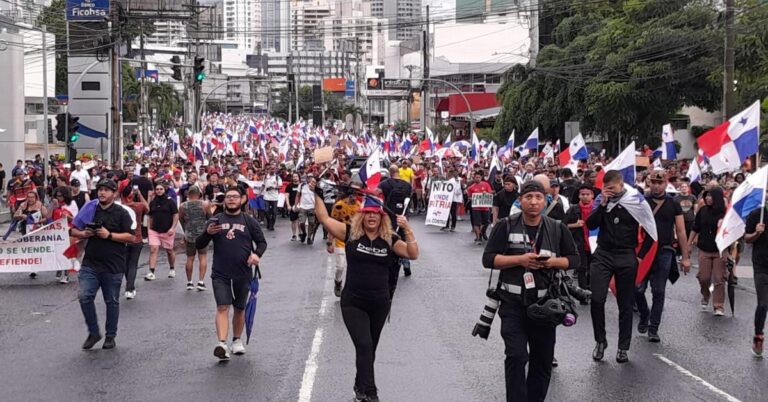 抗议进入第五天：总统的声明未能说服抗议者 他们要求“撤销矿业合同”