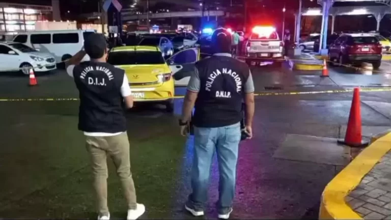 警方成功挫败Las Acacias一手机店抢劫案.
