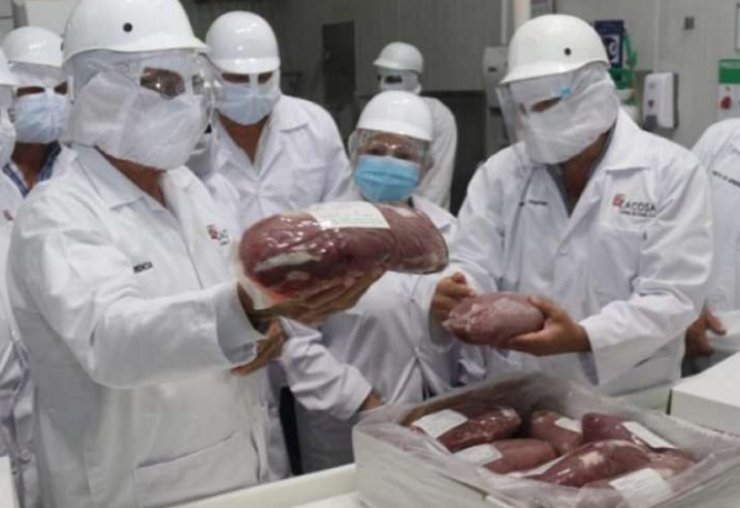两家巴拿马食品加工厂获准向中国出口牛肉和鸡肉.