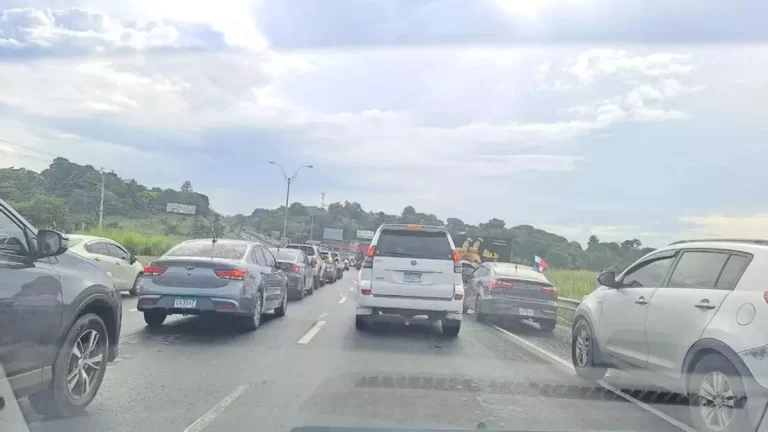 了解全国各地的封路情况.