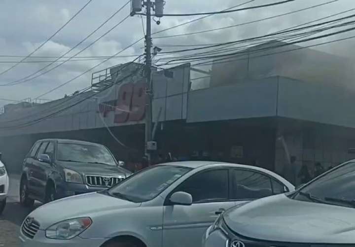 Betania Super 99超市应对紧急状况.