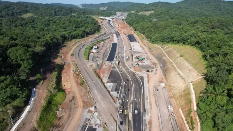 通往巴拿马西省的巴拿马公路改道工程启动