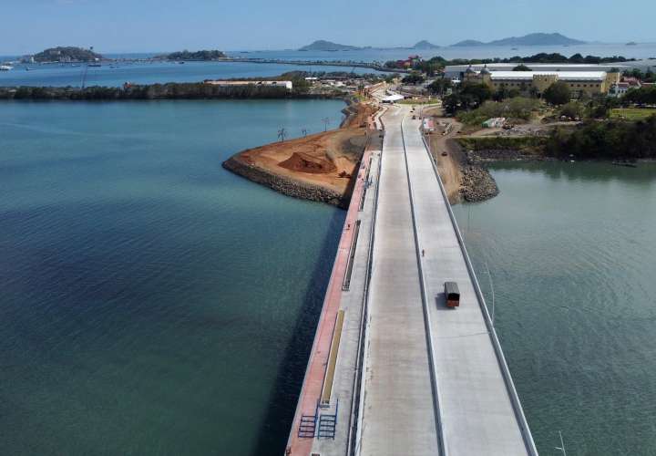 新高架桥连接Cinta Costera 3与Calzada de Amador  推动旅游业与道路连通性