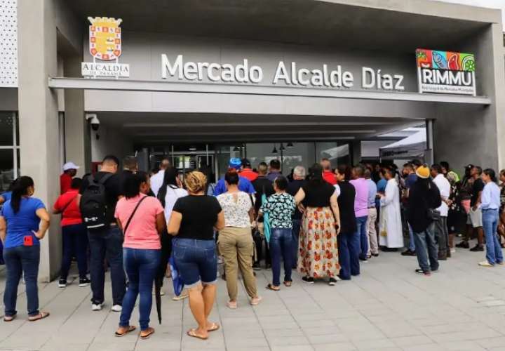 Alcalde Díaz郊区市场正式开幕