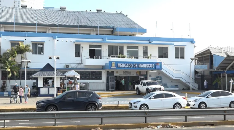 巴拿马市政府宣布海鲜市场与San Felipe Neri市场下周一临时关闭