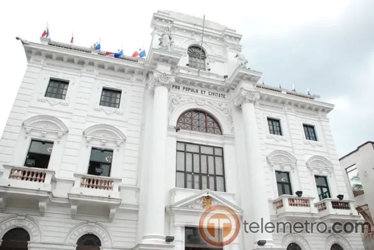 巴拿马市长 Mayer Mizrachi提议将 Casco Viejo市政厅作为旅游景点开放