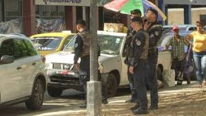 科隆和圣市未成年人宵禁是否有效？国家警察提供细节