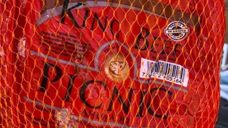 IMA的圣诞火腿：是混合肉类还是正宗猪肉火腿？