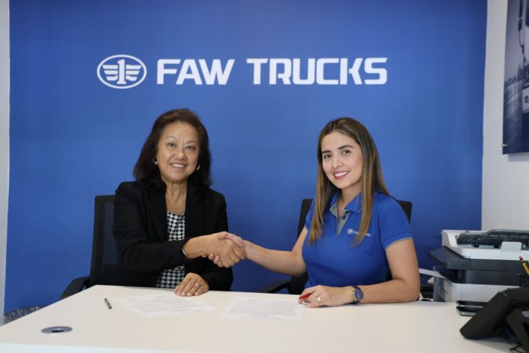 FAW Trucks 参加春节春节车展