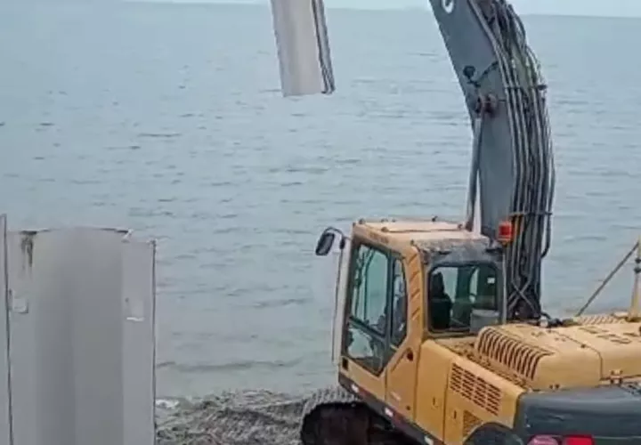 Chame海滩非法墙体被拆除