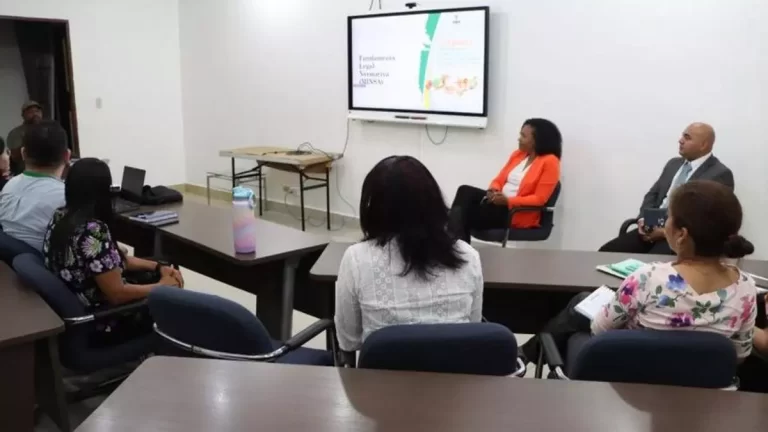 巴拿马推动学校区域内禁售不健康食品