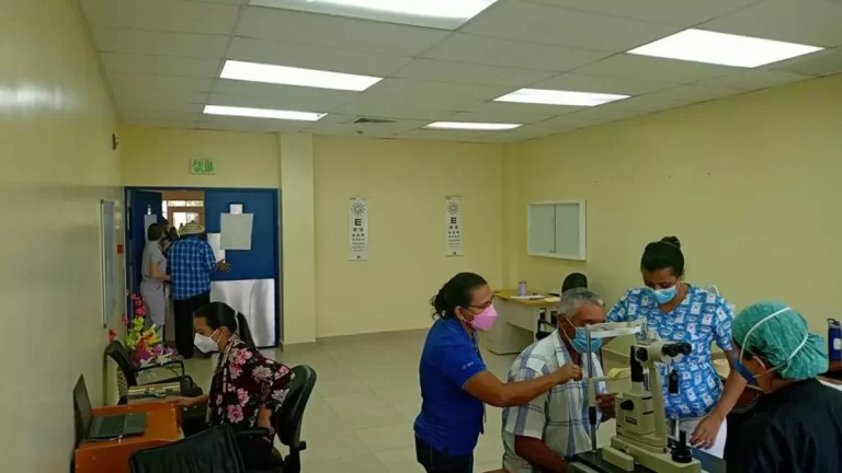 巴拿马东部健康中心延长营业时间