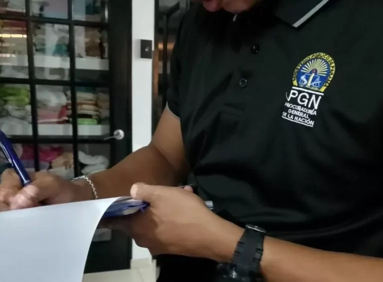 巴拿马国家警察与旅游局联手加强行动以应对Curundú游客遭抢劫事件