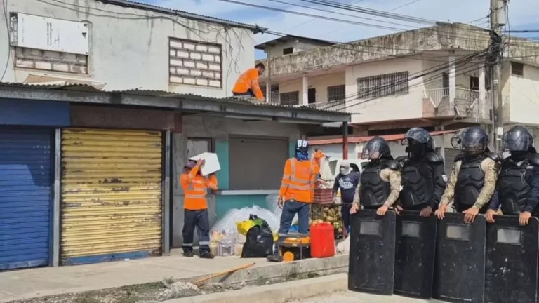 Vacamonte 道路上商户被驱逐引发紧张局势