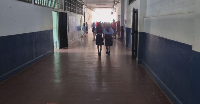 奇省担忧学生失学问题：51%的学生仍未返校