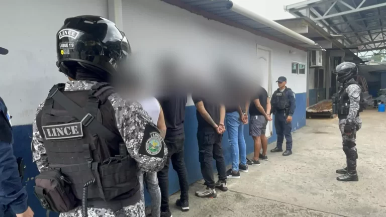 El Chorrillo警方行动：黑帮火拼后七人被捕