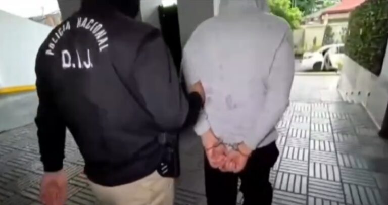 Operación Acrópolis行动中多名涉案公务员因伪造与洗钱被捕