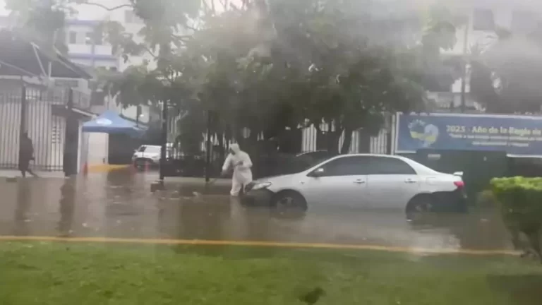 巴拿马气象预警：8月26日至28日将有强降雨和雷暴天气
