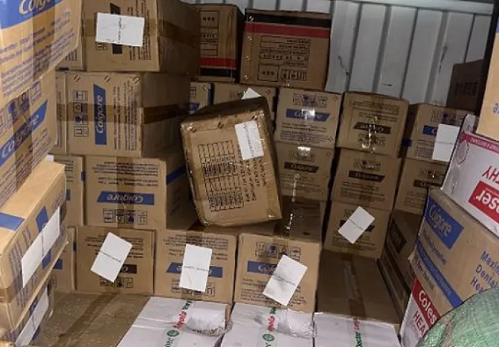 科隆港口截获超1.1 万件假冒国际品牌商品