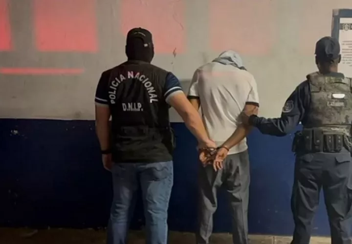 科隆伙食铺持械抢劫案：警方快速行动抓获嫌疑人