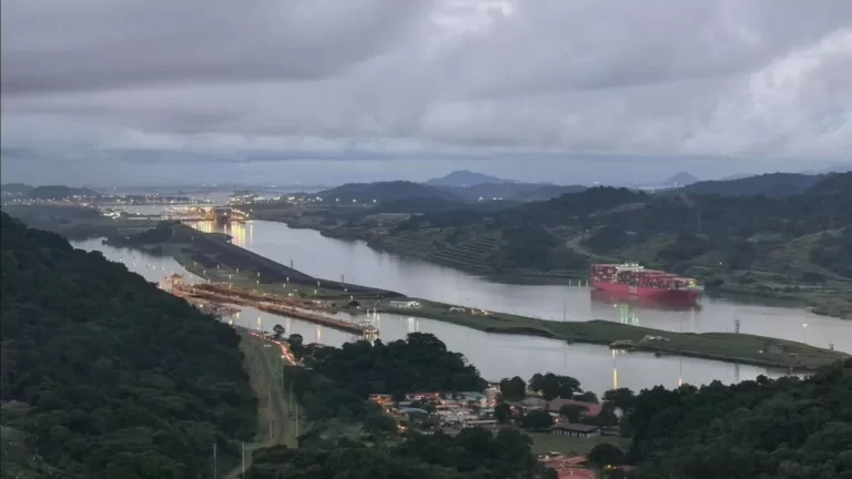 巴拿马气象局发布强降雨监测通告 全国进入气象警戒状态至11月12日