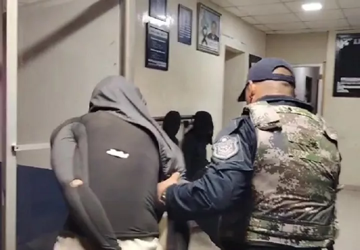 Arraiján 当铺遭洗劫 警方当场抓获 3 名嫌疑人