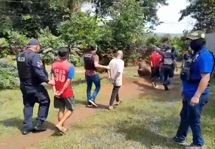 聚会中突发绑架事件：巴拿马西省两名被拘禁者成功获救
