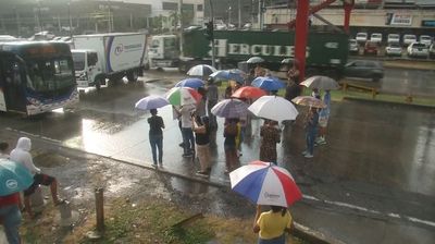 巴拿马Santa María居民因断水示威 学校作息受影响