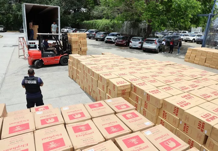 巴拿马破获特大走私香烟案 涉案货值高达130万美元