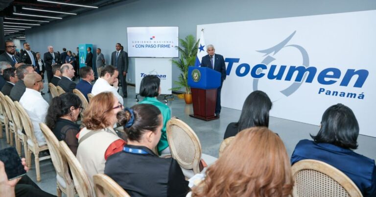 Tocumen机场T1与T2之间开设»巴拿马厅» 以巨幕和互动地图展示13个旅游目的地